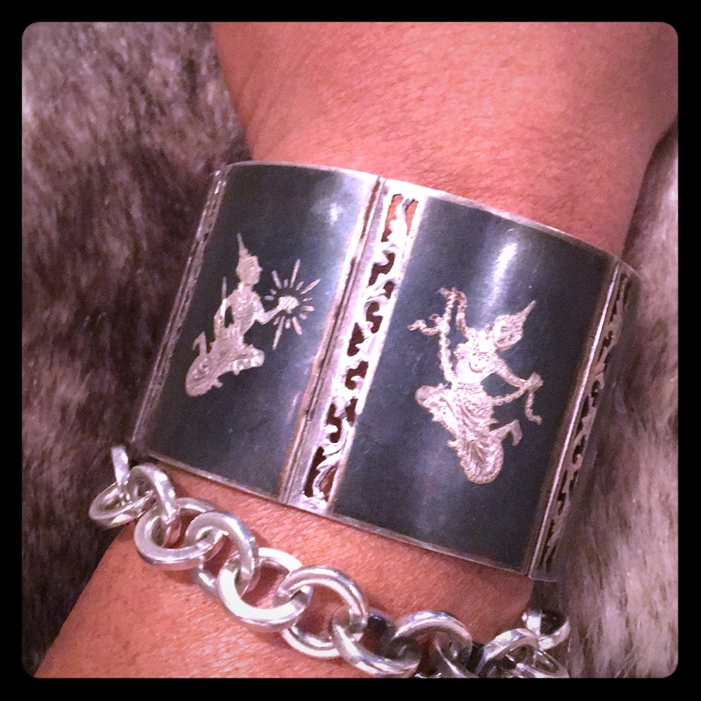 Antique Chuckie  siam  bracelet made in Siam